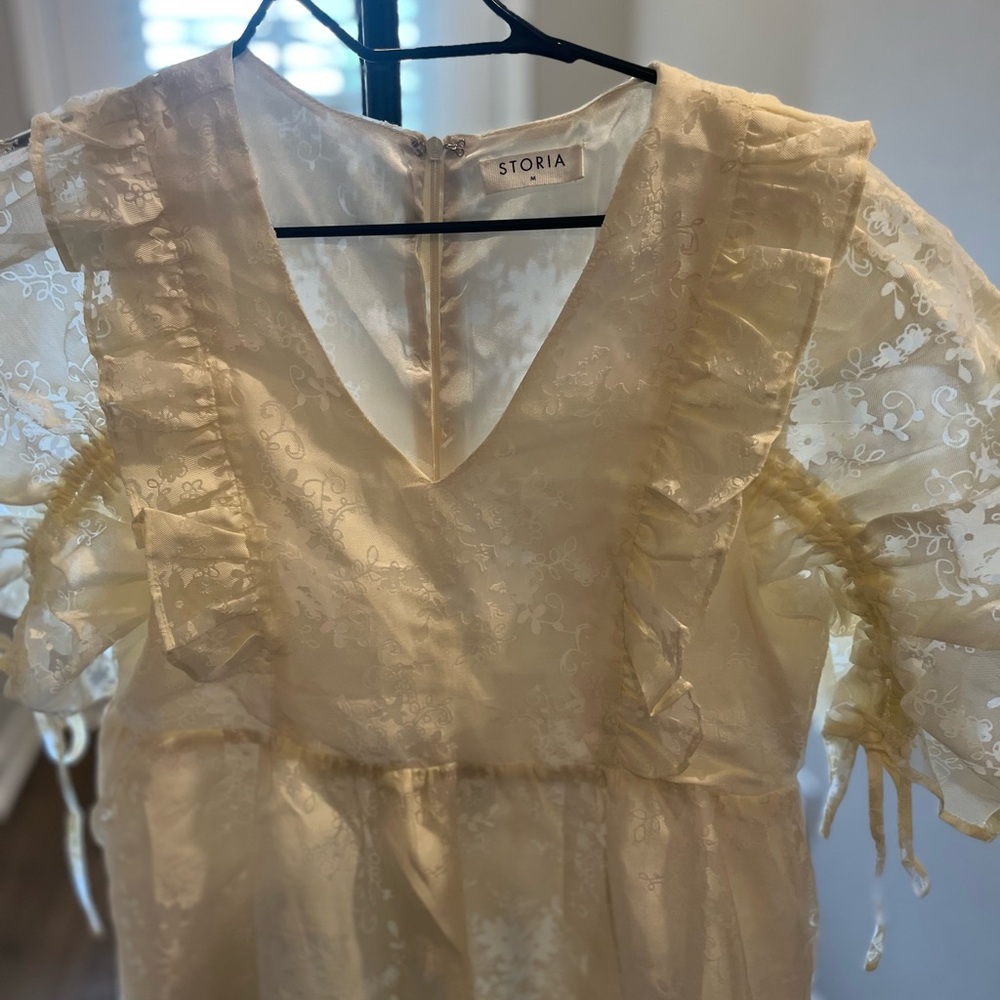 Storia Textured Baby Doll Mini Dress - Picture 15 of 17
